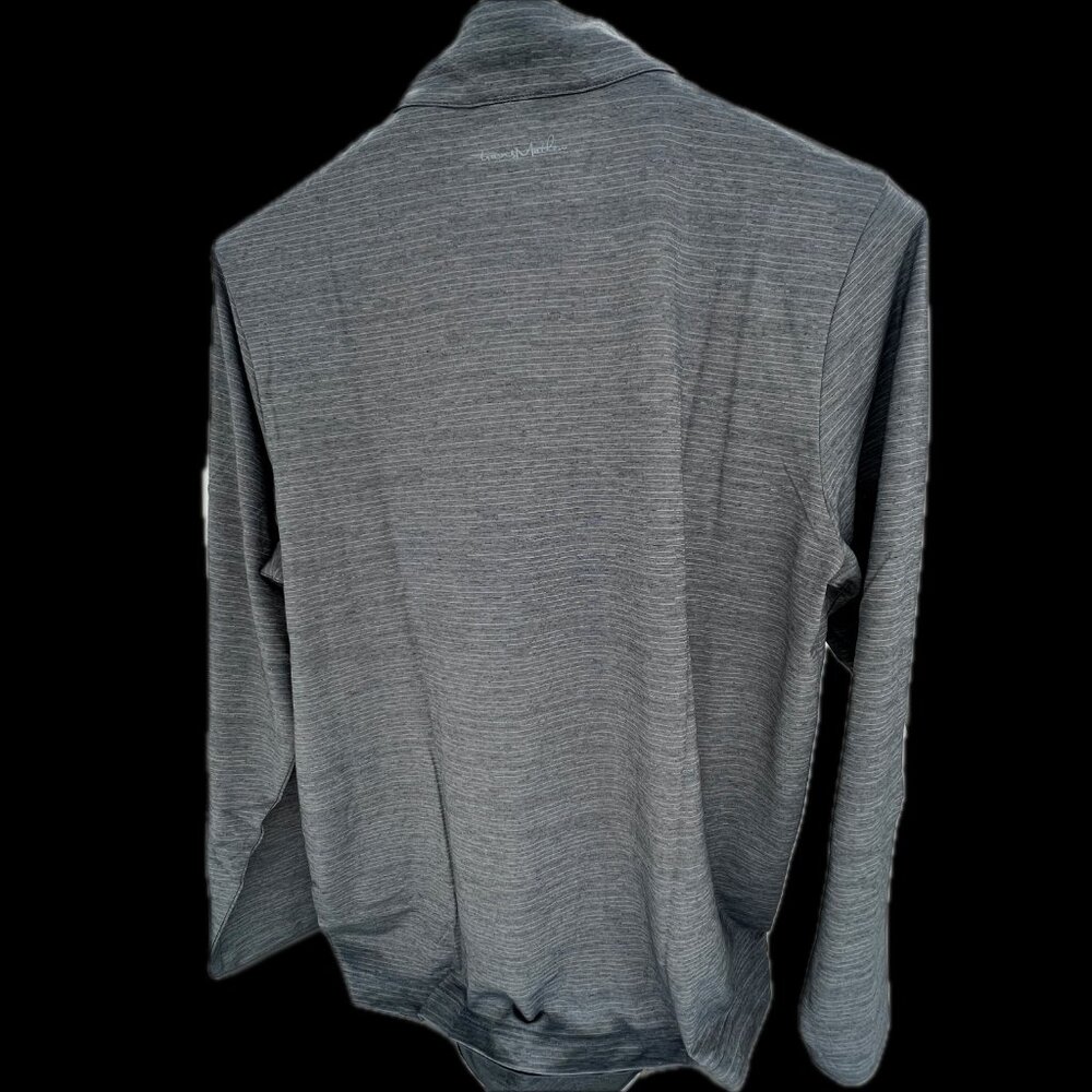 Travis Mathew Heater Quarter Zip, sleet-quiet shade, various sizes - Picture 2 of 4
